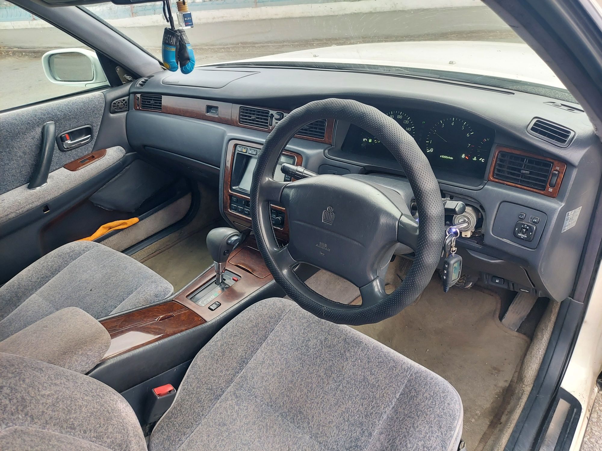 Продам Toyota Crown