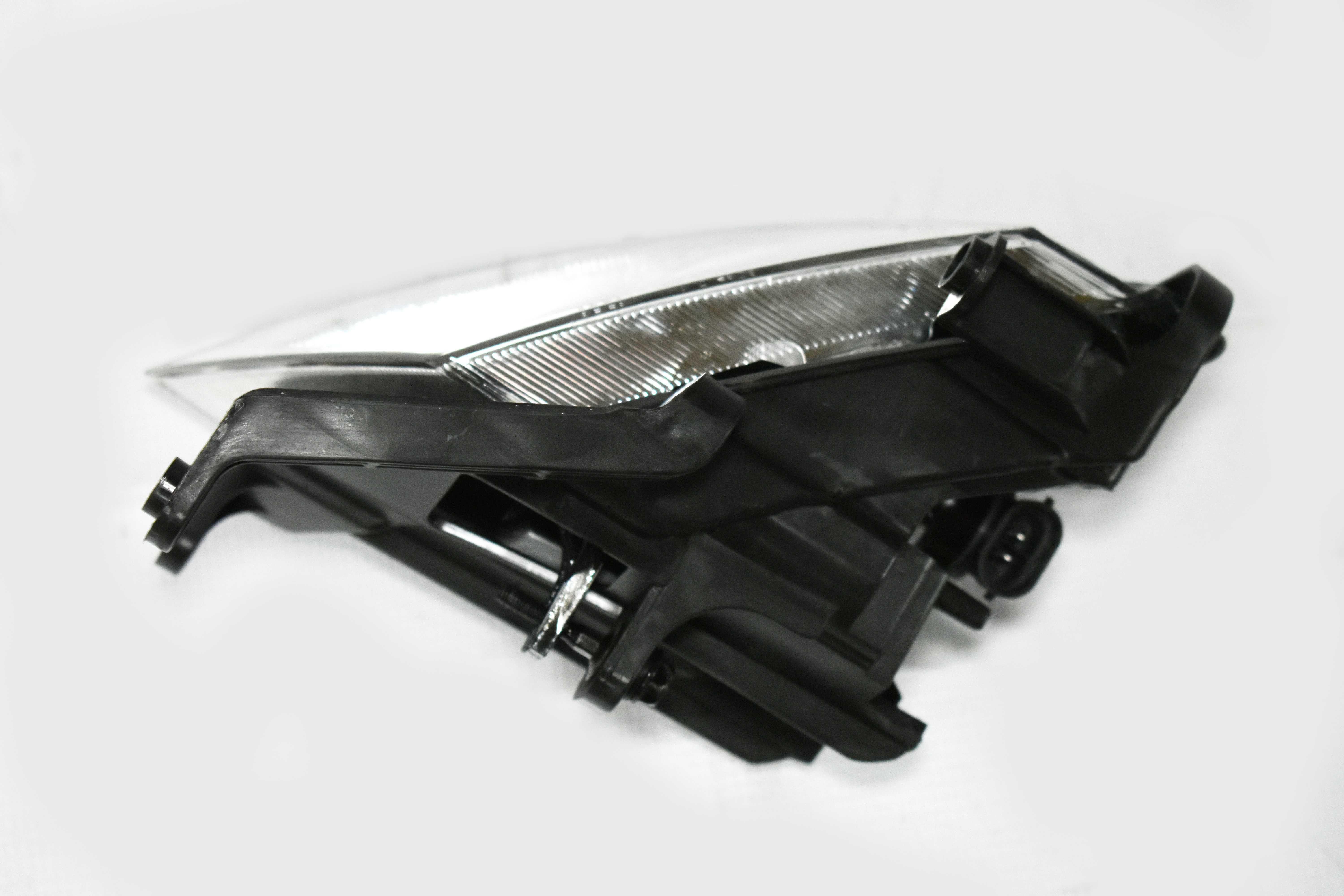 Фара птф LH Cerato 09-11