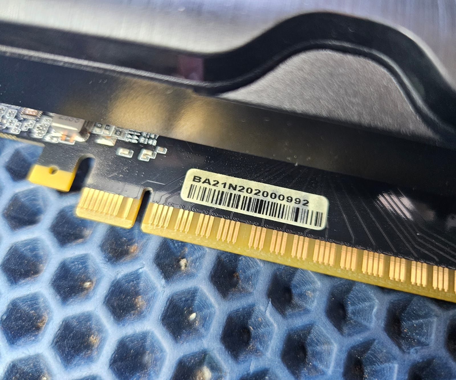 Видеокарта GTX 1650 игровая Palit двухкулерная в идеале.