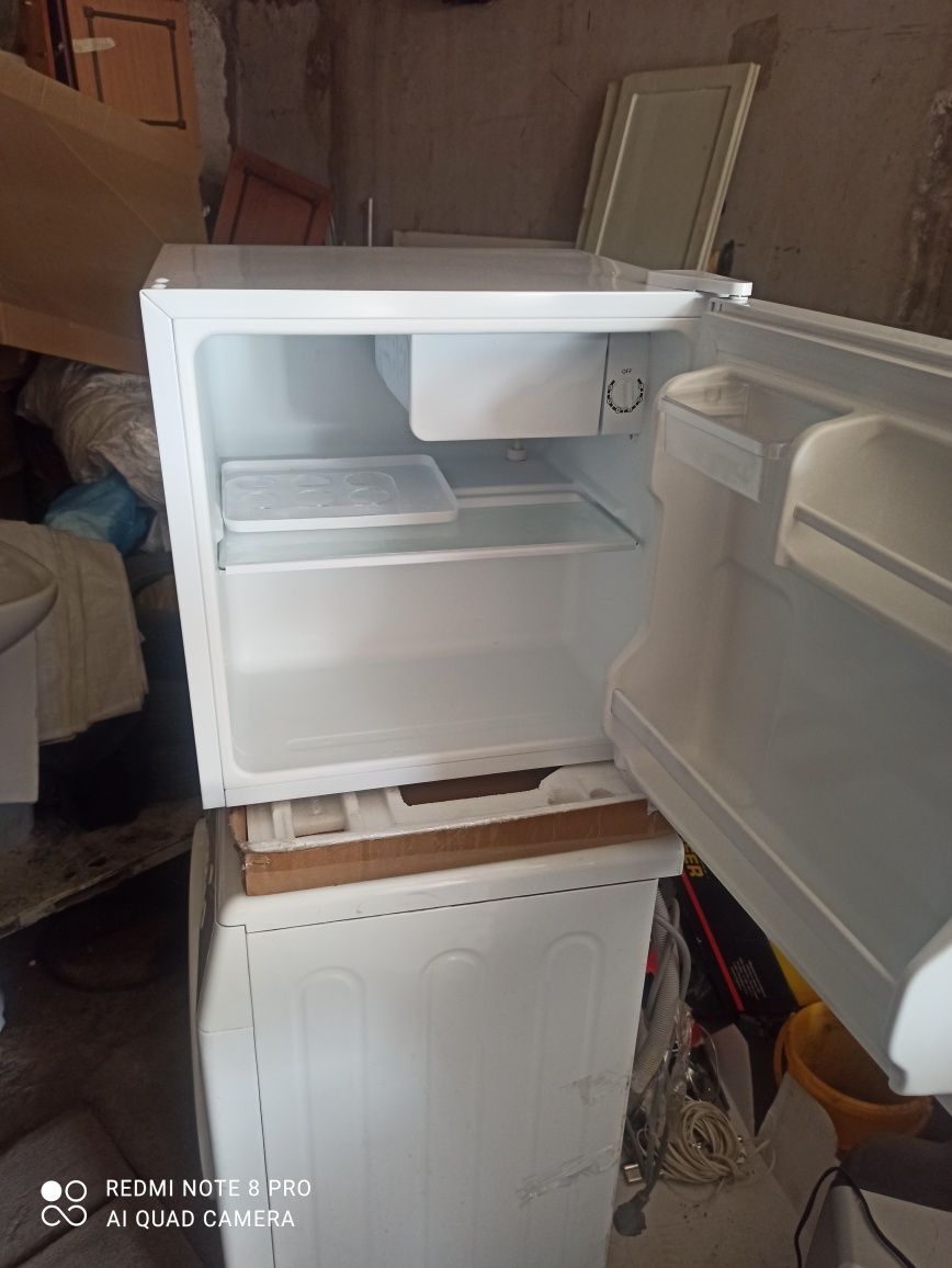 Продам качественный новый мини холодильник