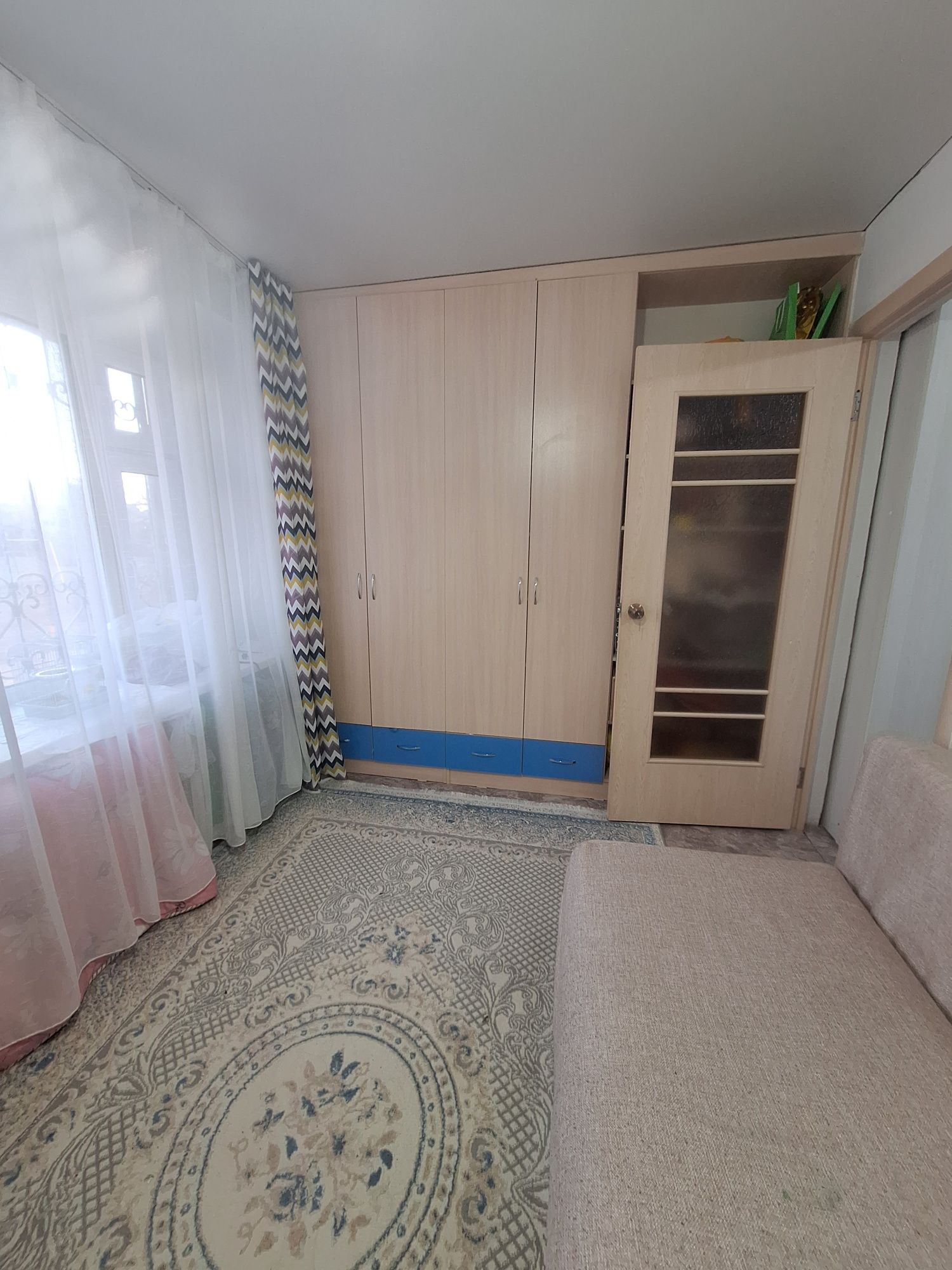 Продам 3 комнатную квартиру студию