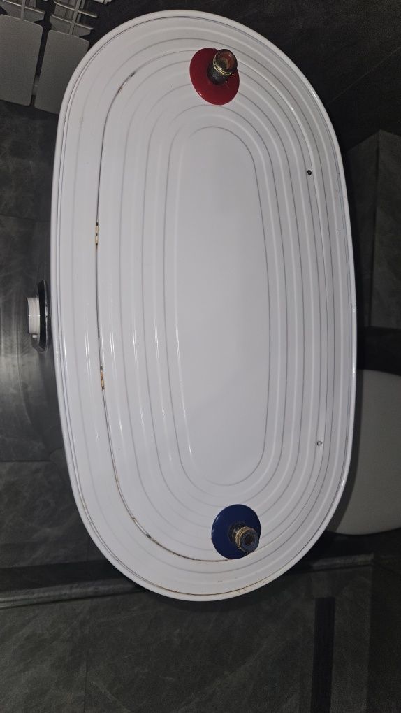 Продам бойлер нагрева воды Electrolux
