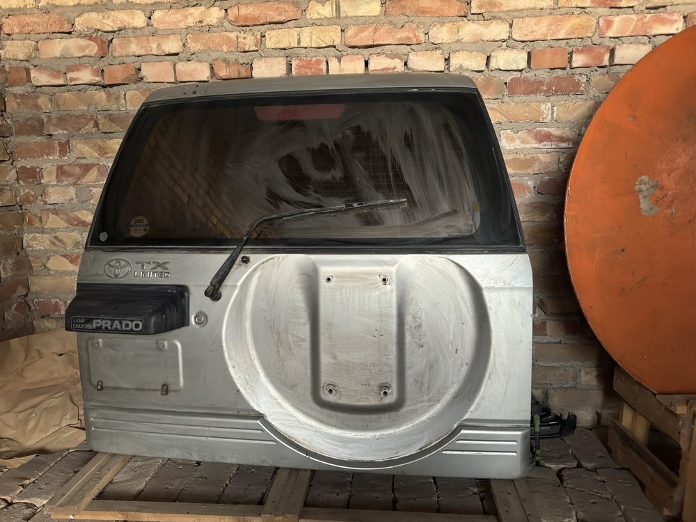 Крышка багажника toyota prado прадо 95