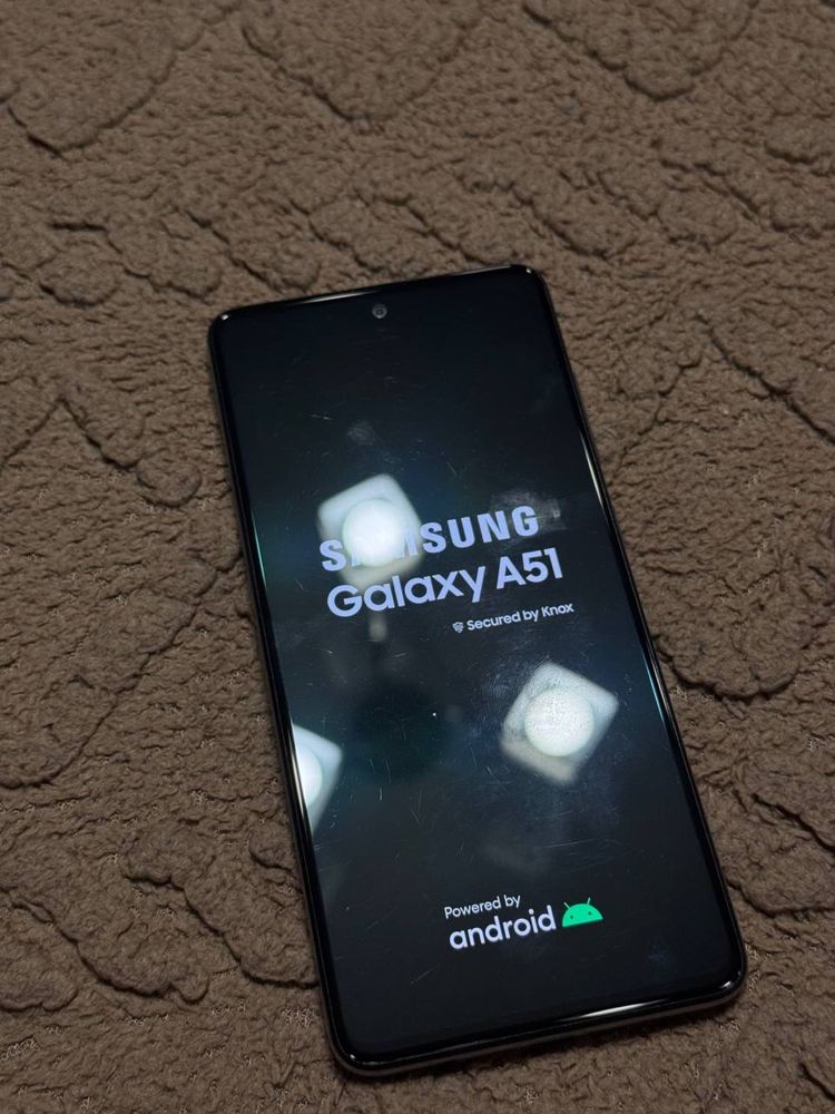 Samsung A51 в идеальном состоянии