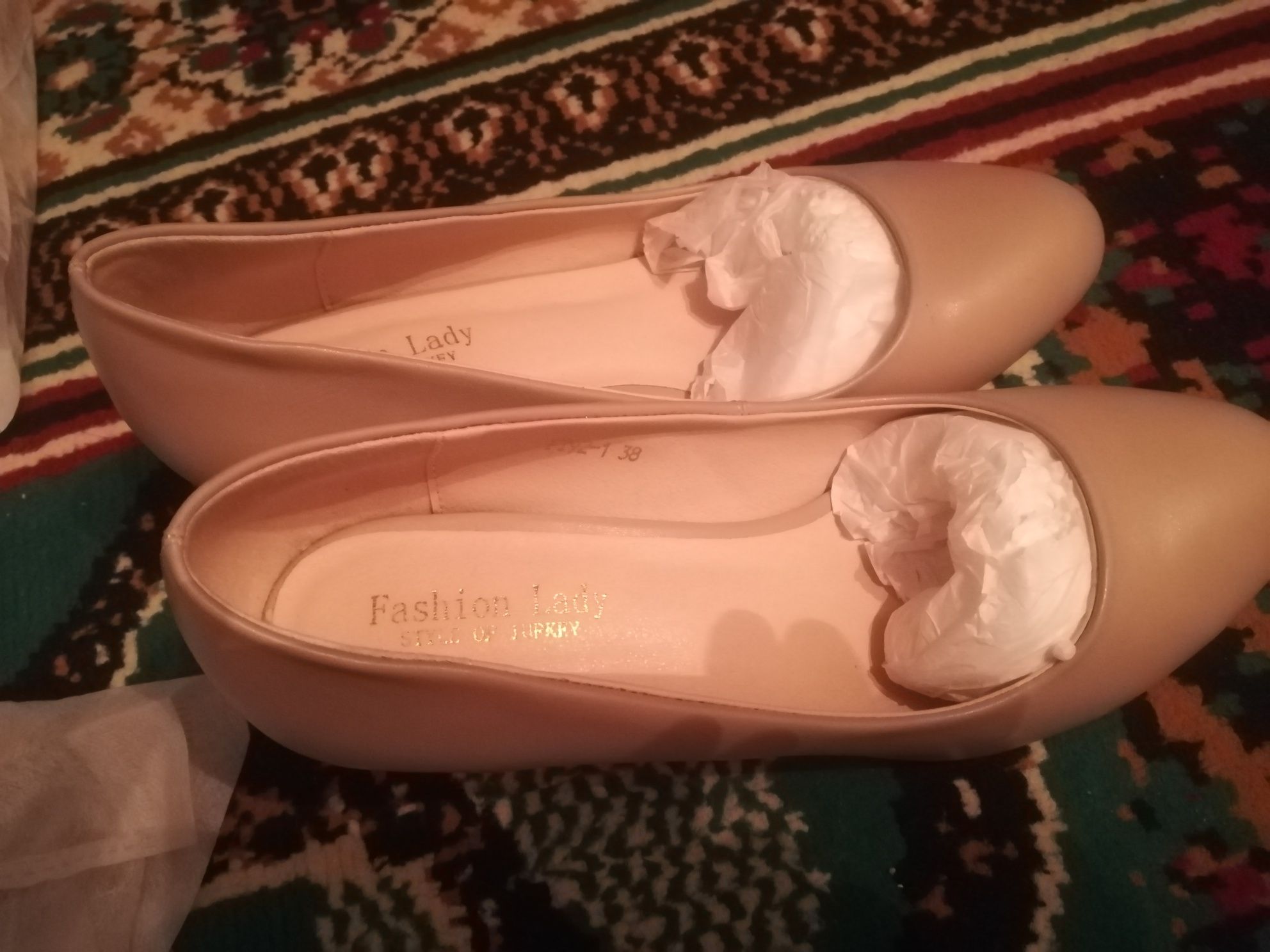 Продам туфли женские