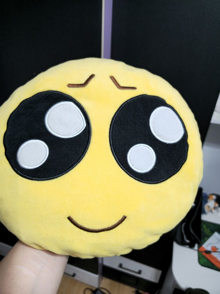 Подушки emoji эмоджи