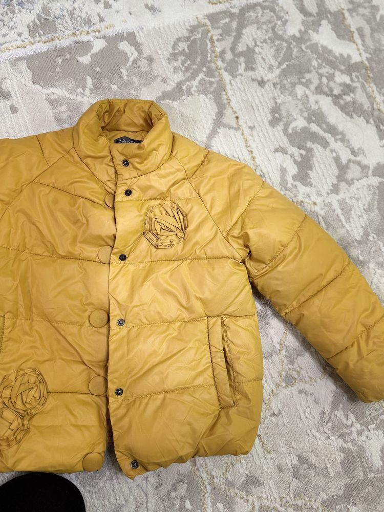 Продам куртки весенние, осенние на девочку