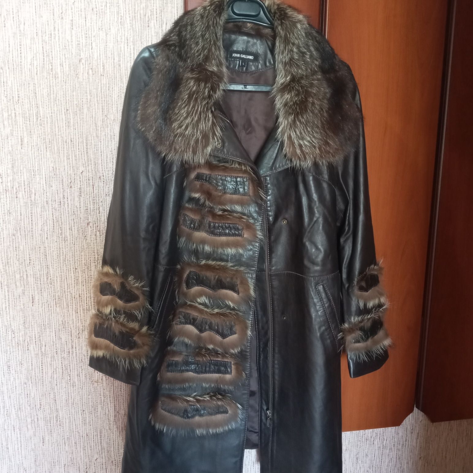 Продам плащ из натуральной кожи