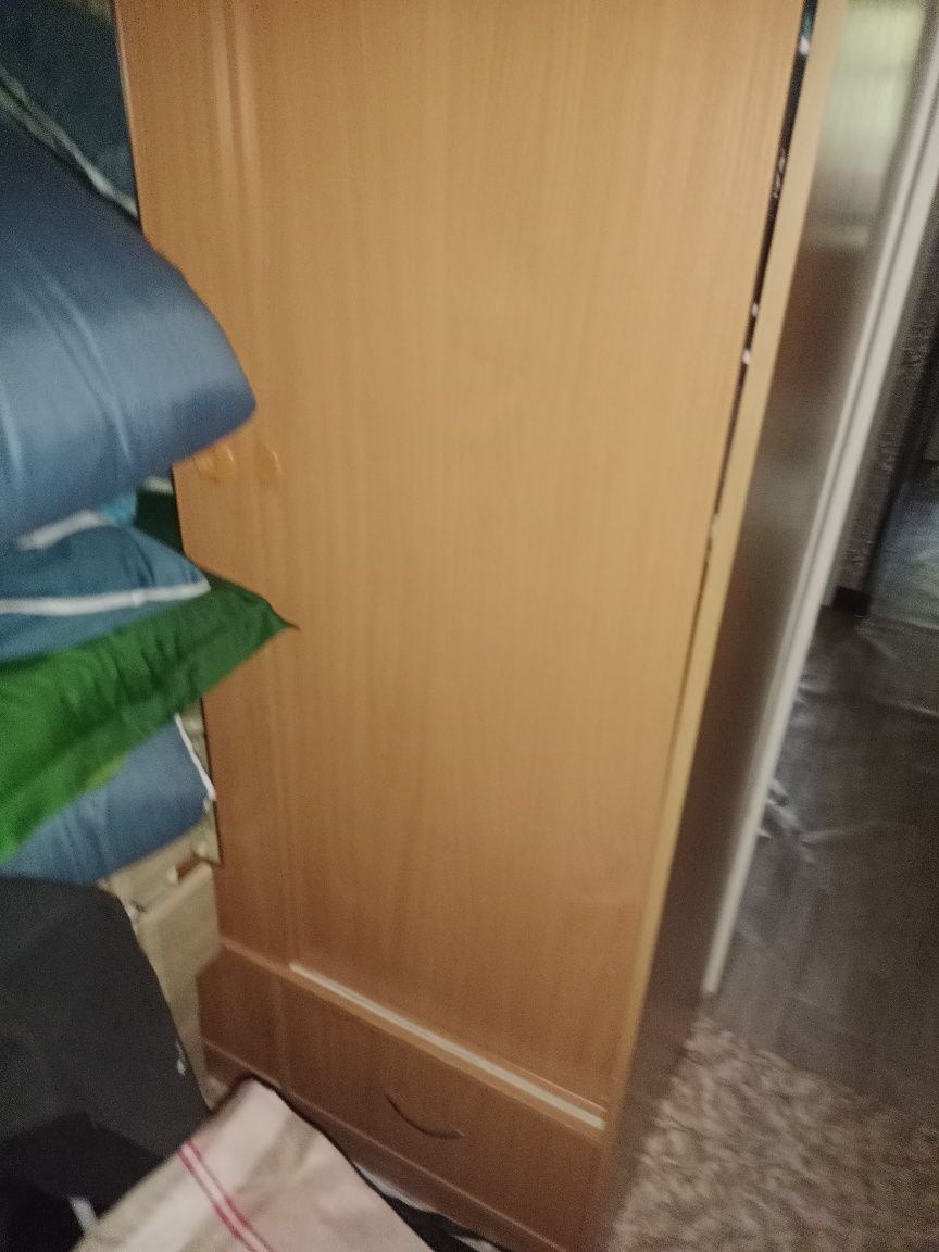 Продам шкаф купе