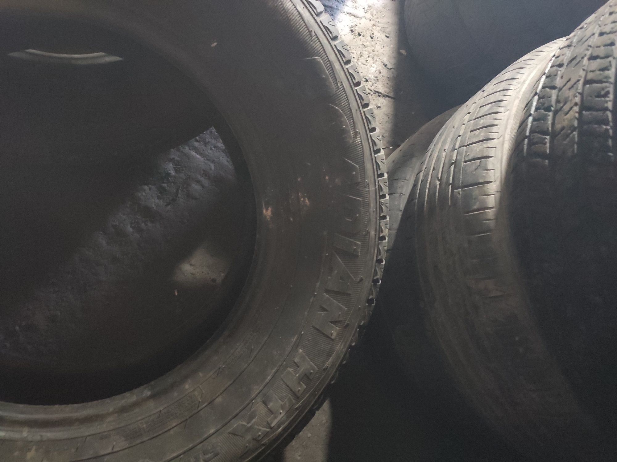 Шина безкамерка размер 275 /65 R17