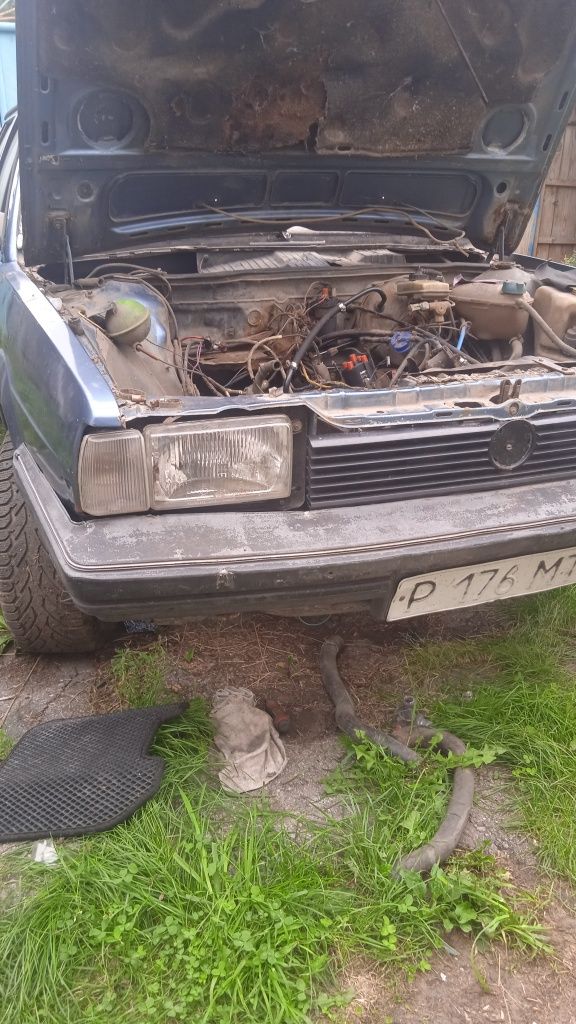 Продам автомобиль Фольксваген сантана