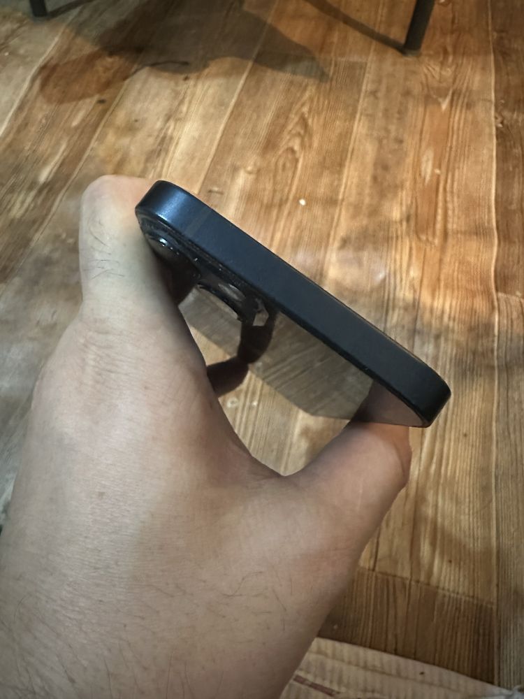 iphone13 128G все работаиет скаропка