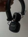 iPhone 11,Marshall major 4