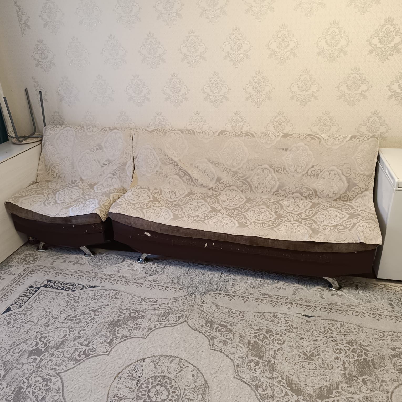 Диван и 2 кресла