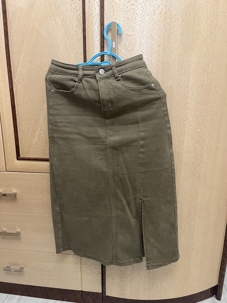Юбки женские продам