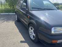 Продам Volkswagen Golf 3 1,8 моно впрыск