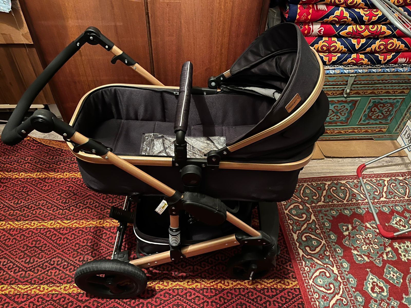 Коляска LUXMOM 2 в 1