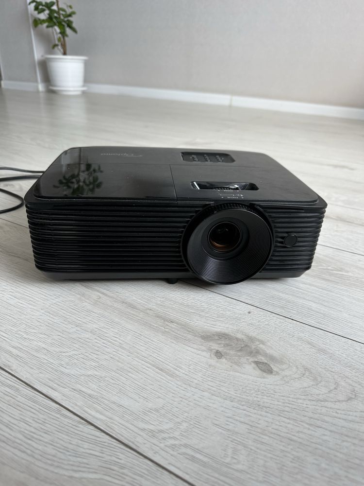 Проектор Optoma