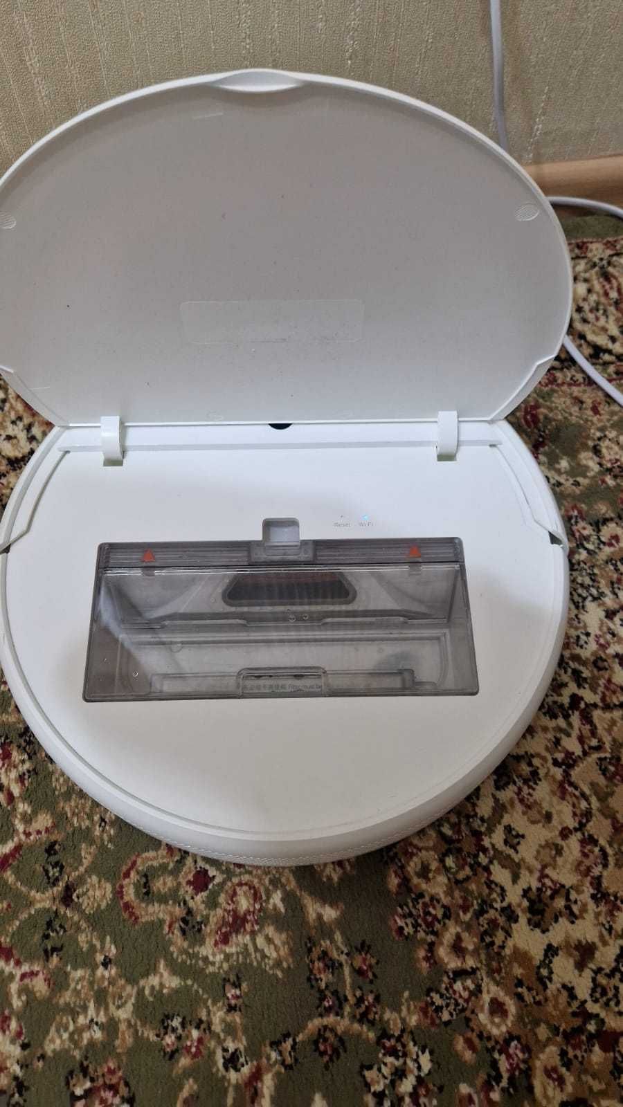 Продам новый и б/у Робот-пылесос Xiaomi Mi Robot Vacuum-Mop