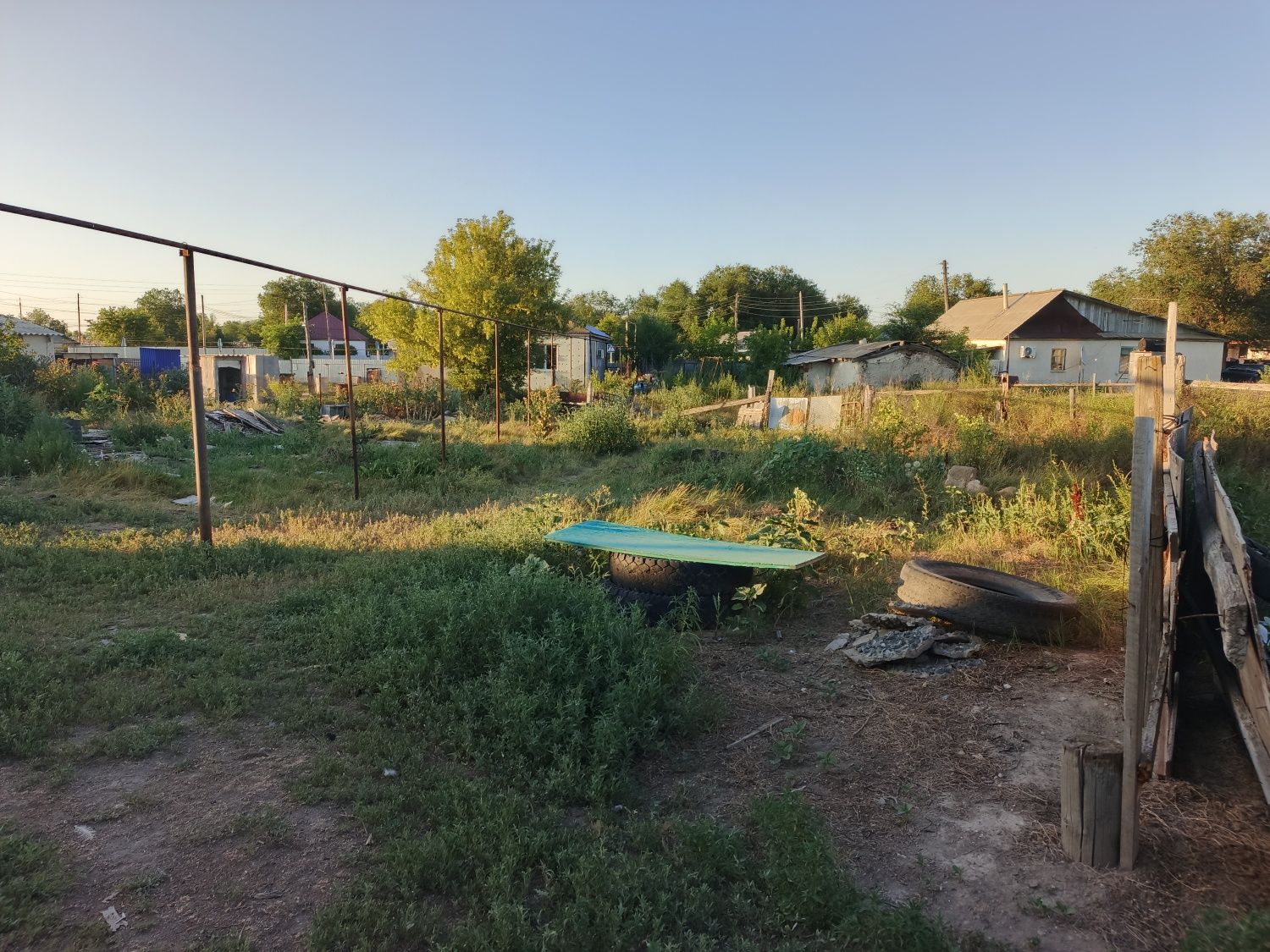 Дом 40 кв Саман Береке 6 земля 10 соток