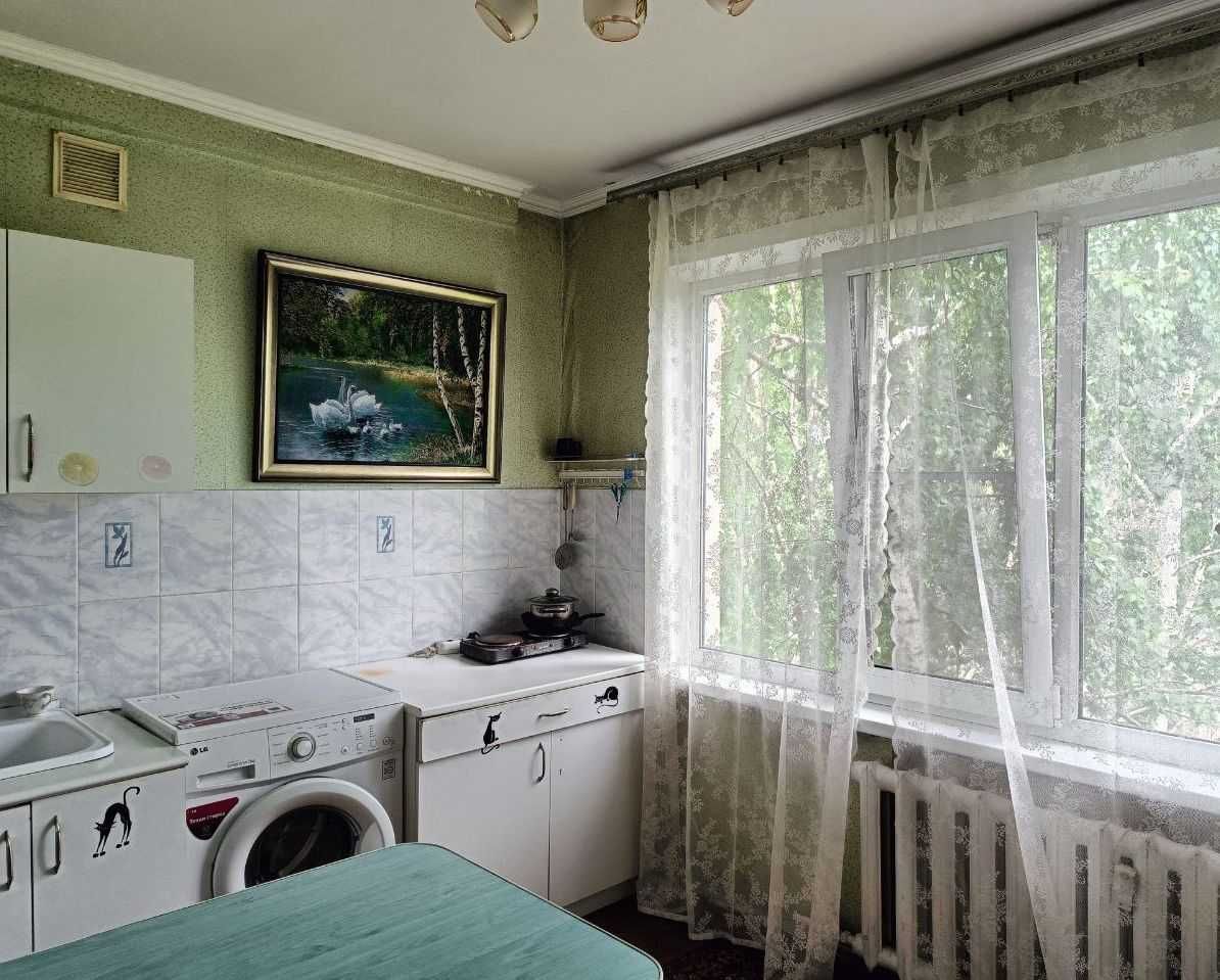 1-комнатная квартира · 36 м², Казахстан 99/1