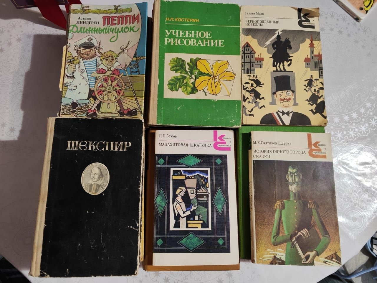 Продам интересные  книги