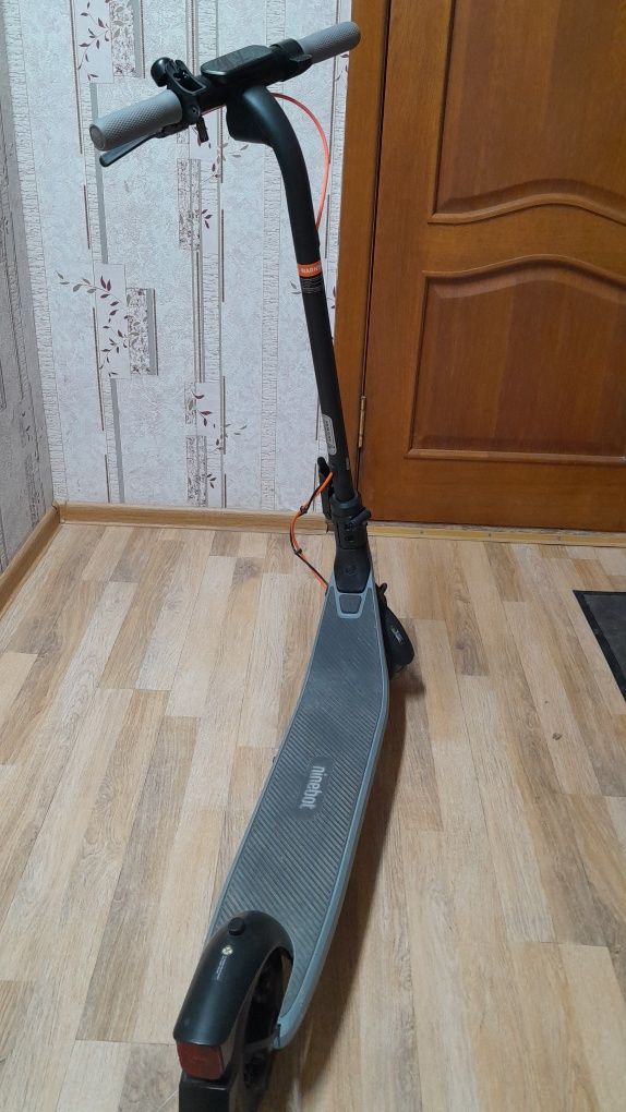 Сомакат Ninebot.