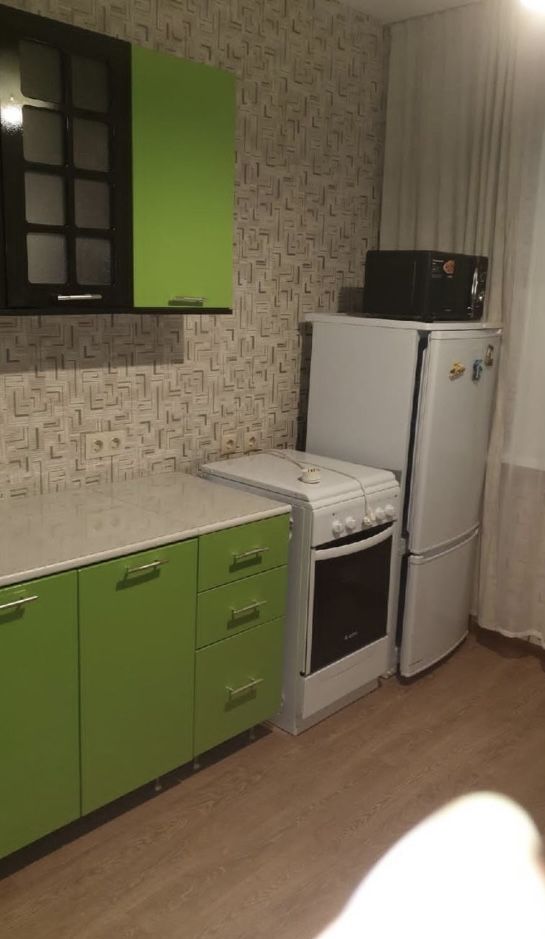 Сдвм кв 1,5 ку за 100000 по улице Назарбаева 25/1