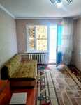 продам 1-ком. 32кв. 2мкр. 4-этаж