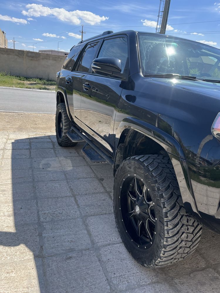 Продаются диски фирмы MOTO METALL 285/55R20 с шинами в комплекте