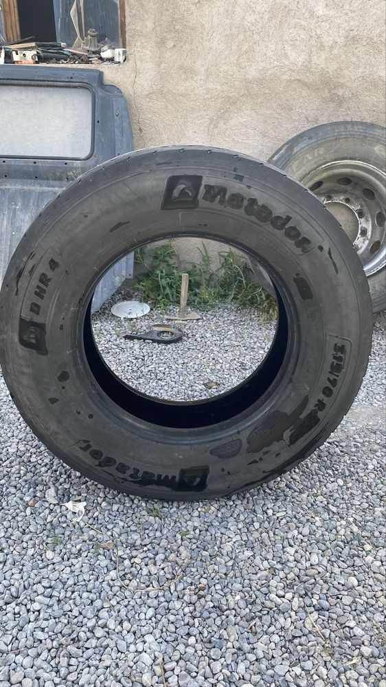 Шина 315/70 R22.5