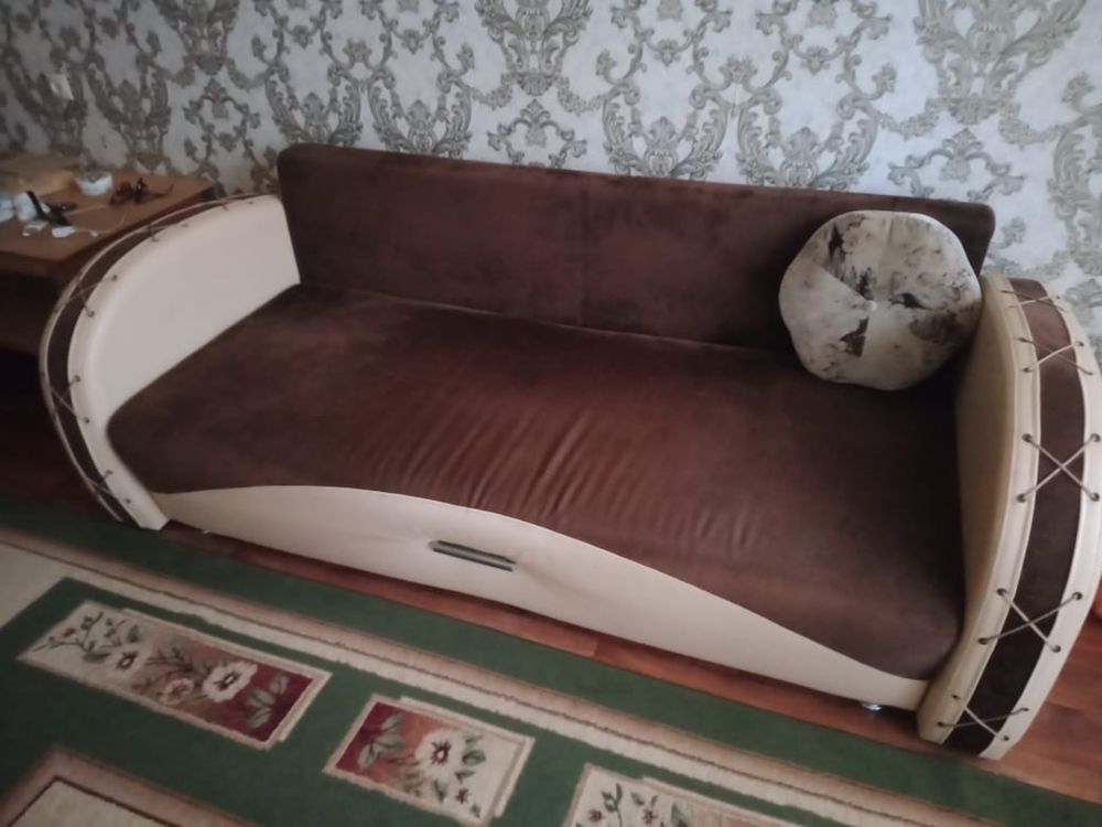 Продаётся диван