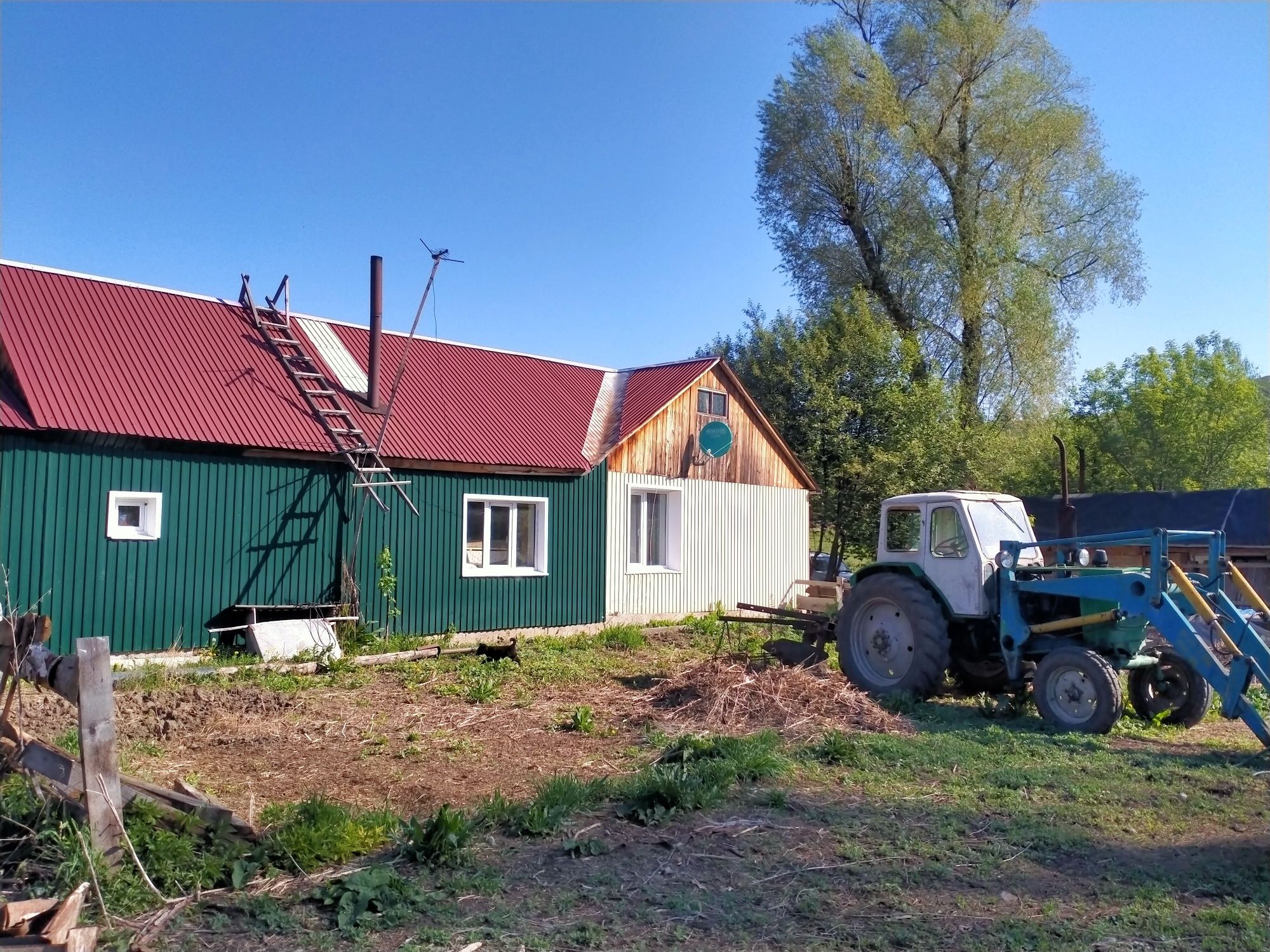 Продам крестьянское хозяйство, фазенда, усадьба. п. Белоусовка.