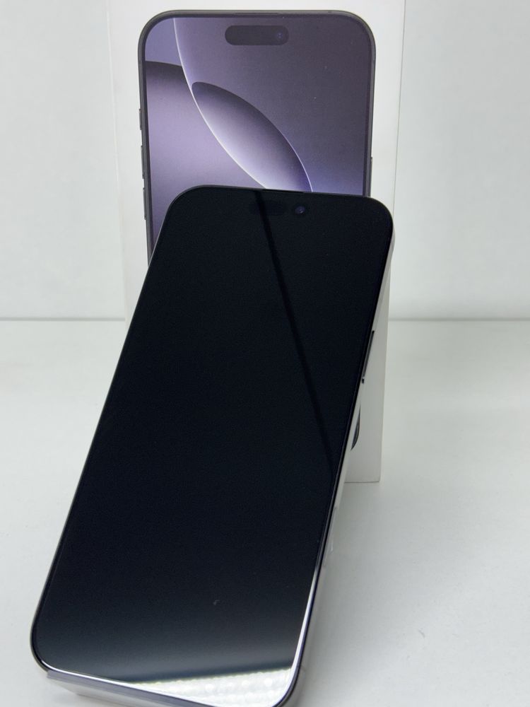 Iphone 16 pro max.