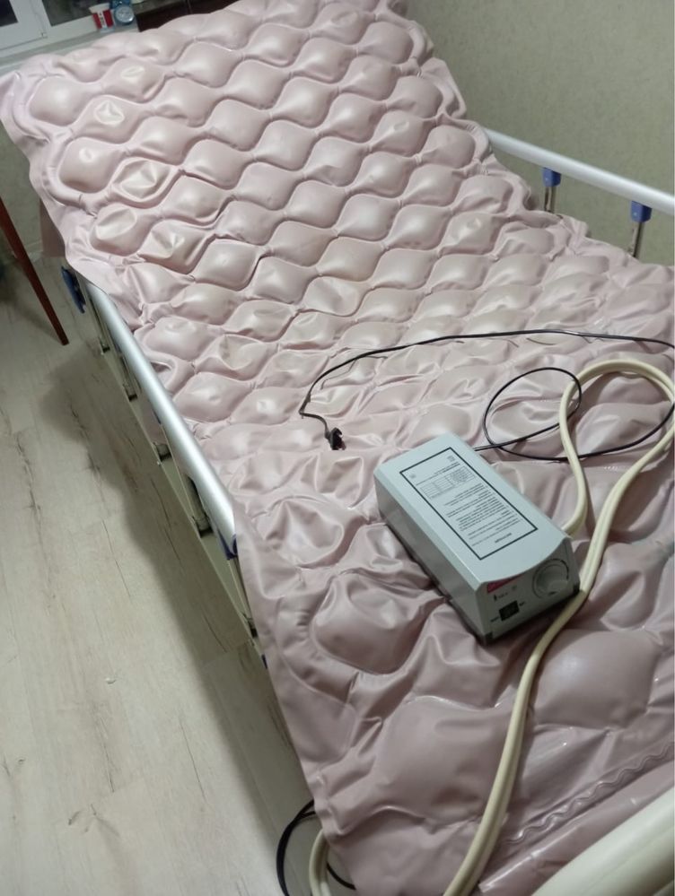 Продам  матрас от пролежней