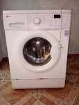 Продам стиральную машину LG