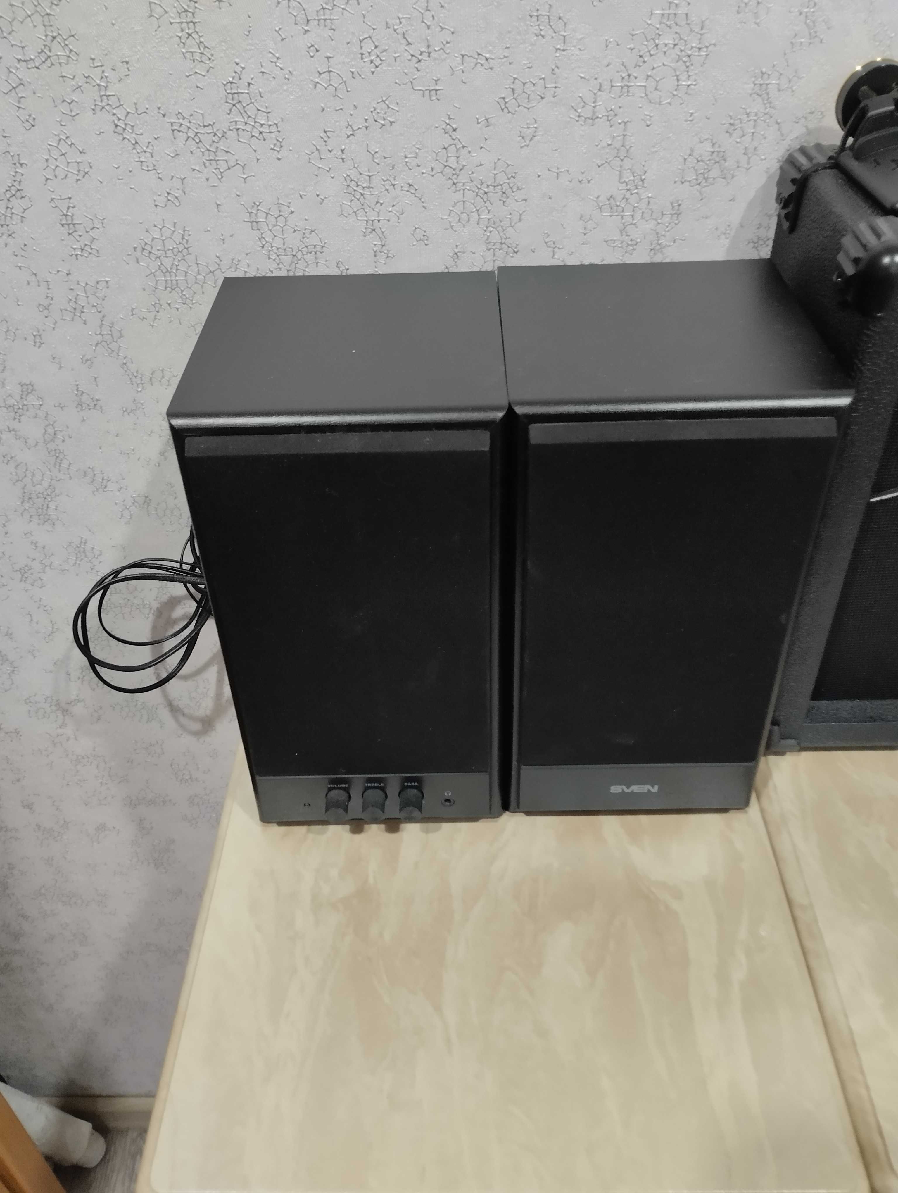 Компьютерные колонки Sven SPS-702