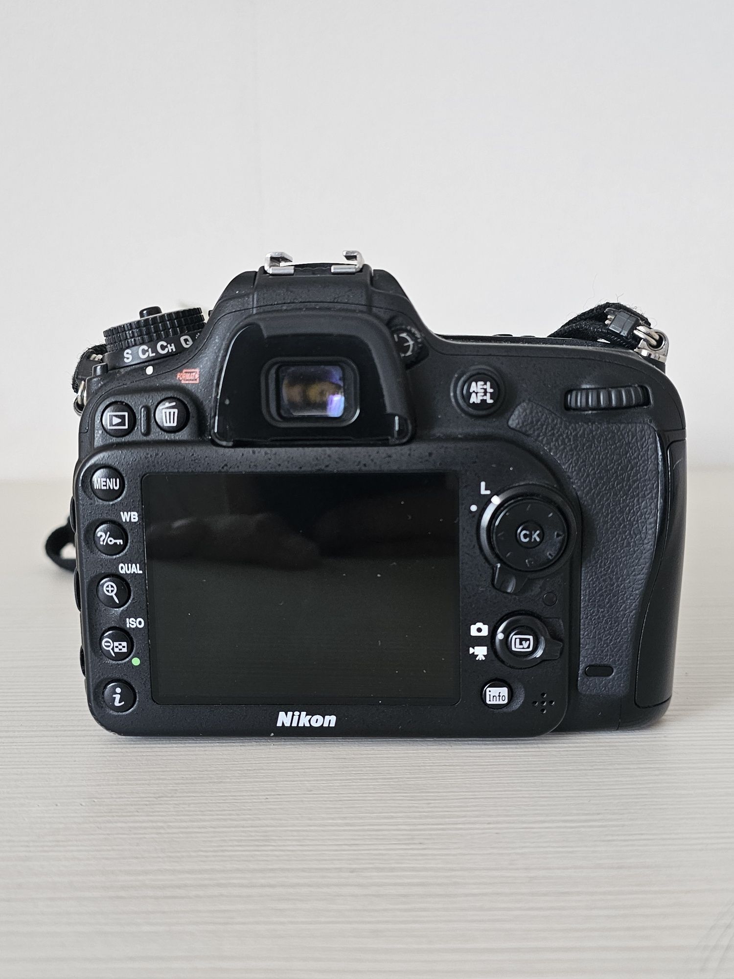 Продам Nikon D7100