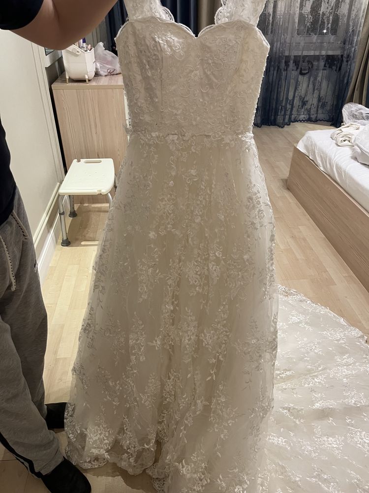 Свадебное платье