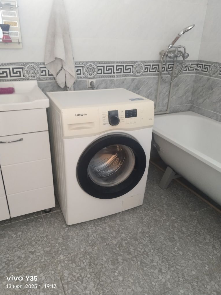 Сандық, көрпе тағы үй жиһаздары сатылады