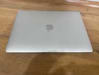 Macbook air M1 {2020}