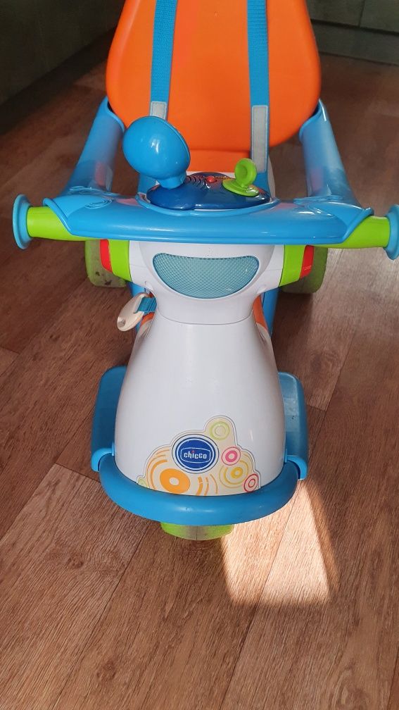 Толокар мотоцикл беговел машина велосипед chicco
