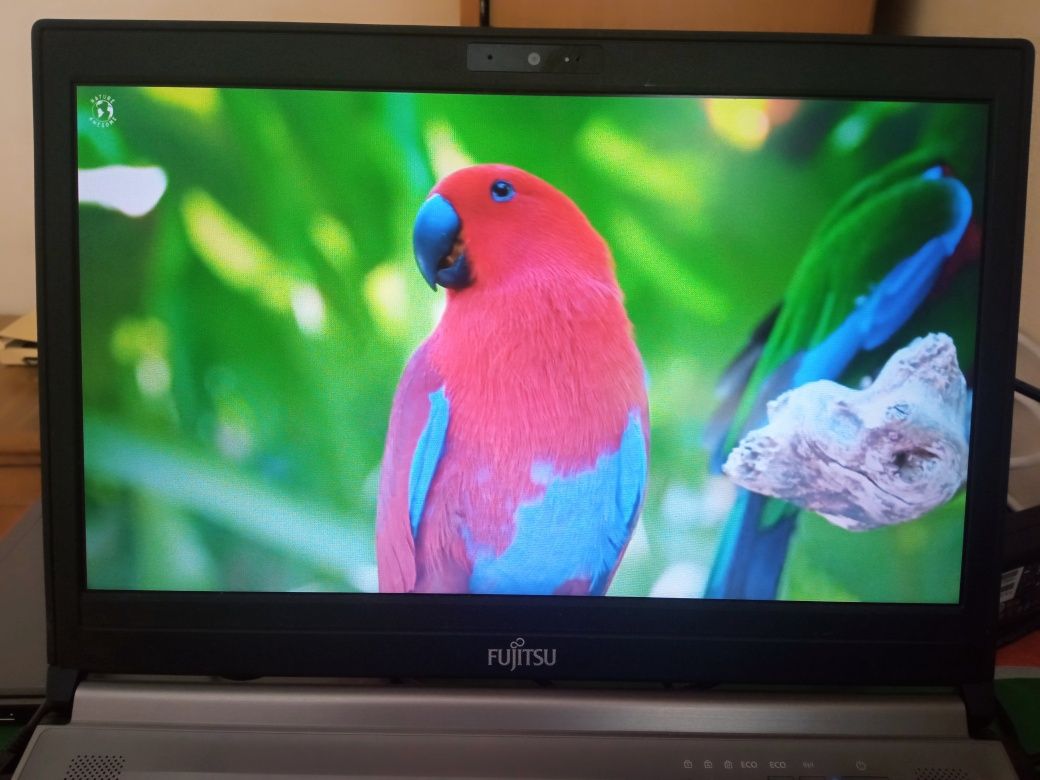 Ноутбук Fujitsu E734