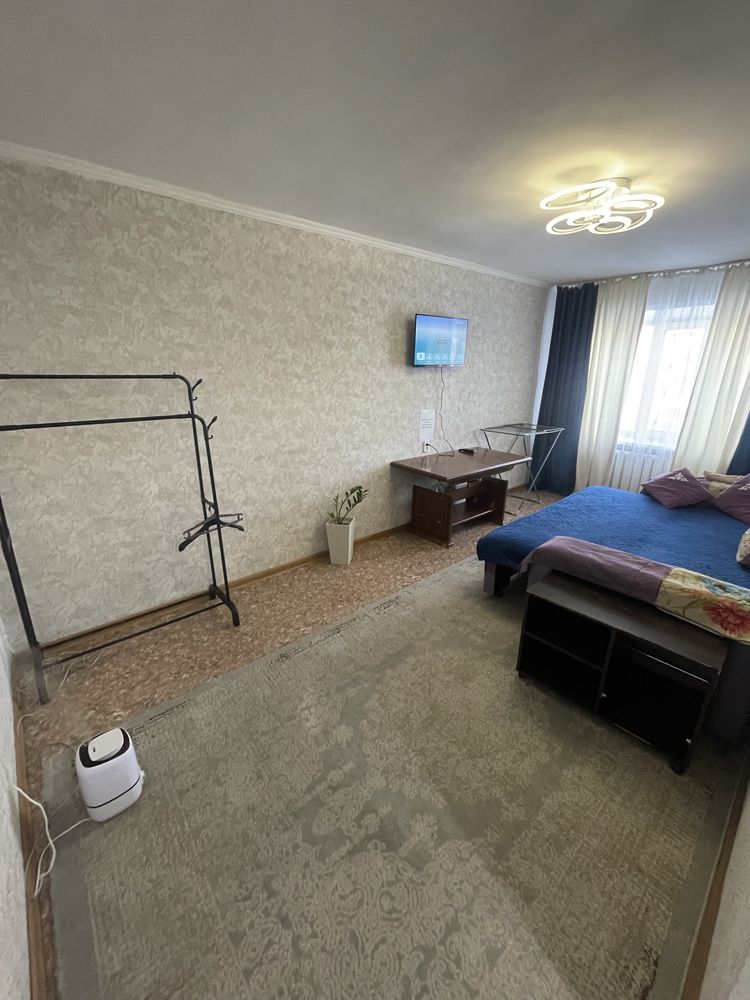 2-комн.кв. на 342 квартале дом 7 посуточно/почасово