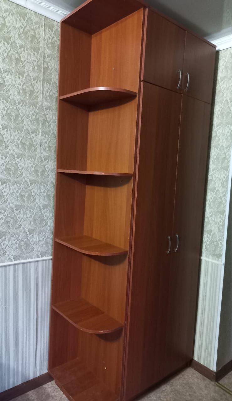 Срочно продам шкаф