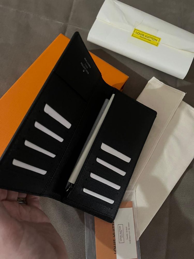 LV louis Vuitton кошелек
