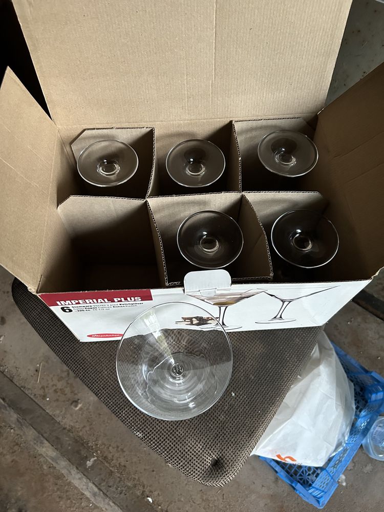Продам фужеры под Martini
