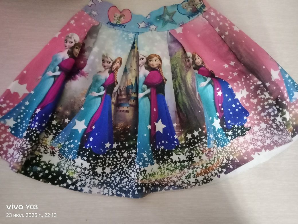Продам юбочки и джинсы на девочку