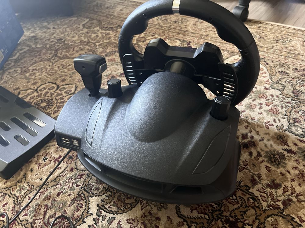 Продается игровой контроллер (Руль) SVEN GC-W900