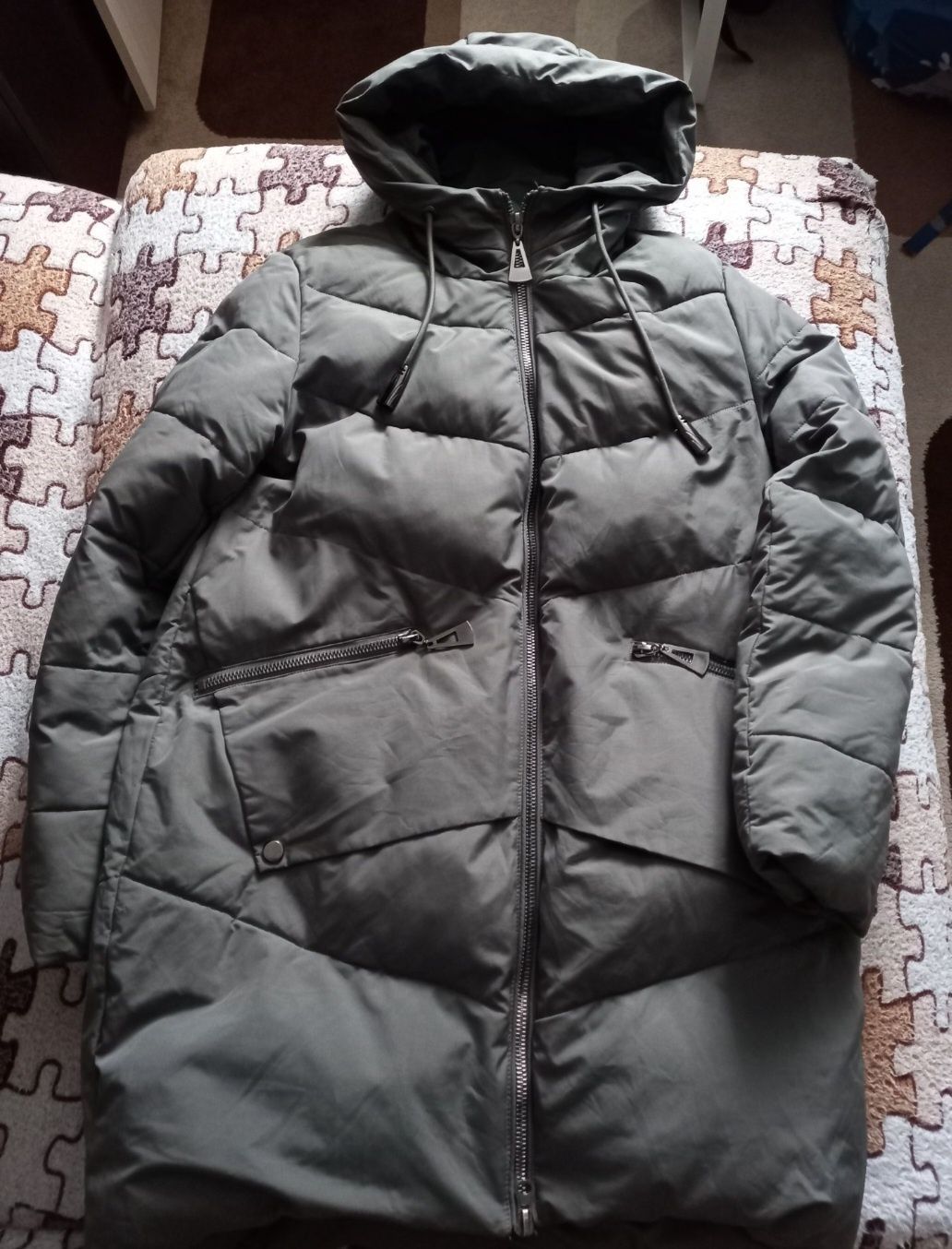 Продам зимний пуховик